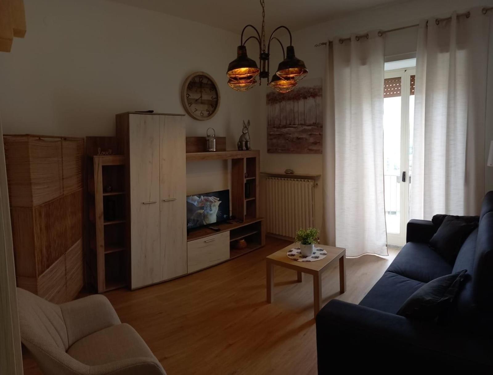 My Family Intero Appartamento Con Parcheggio Privato Potenza Eksteriør billede