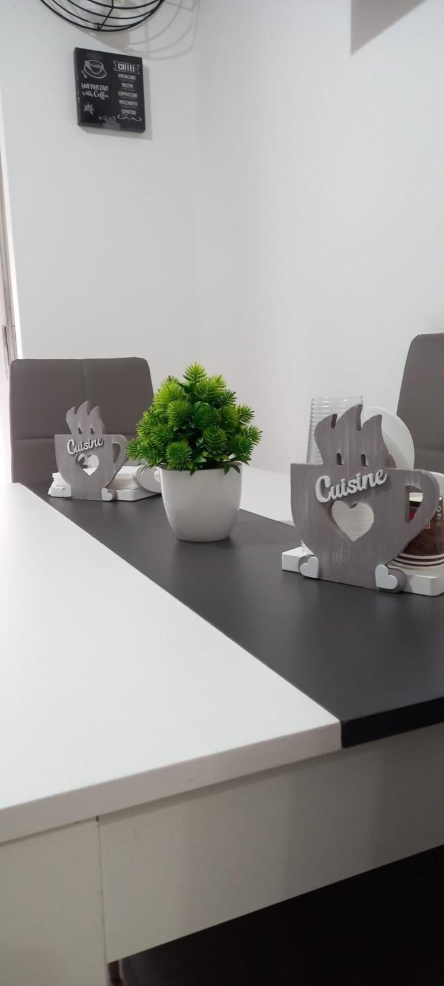 My Family Intero Appartamento Con Parcheggio Privato Potenza Eksteriør billede